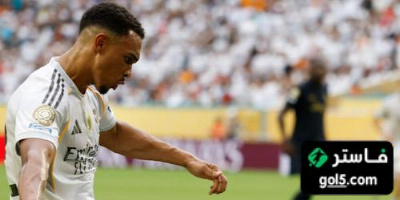 أرنولد لاعب مميز … ولكنه ليس روبرتو كارلوس