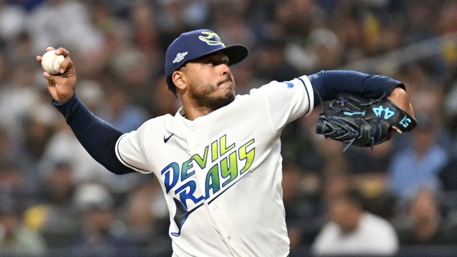 Today's top games to watch, best bets, odds: Brewers vs. Rays World Series Game 3, Cowboys vs. Eagles MNF